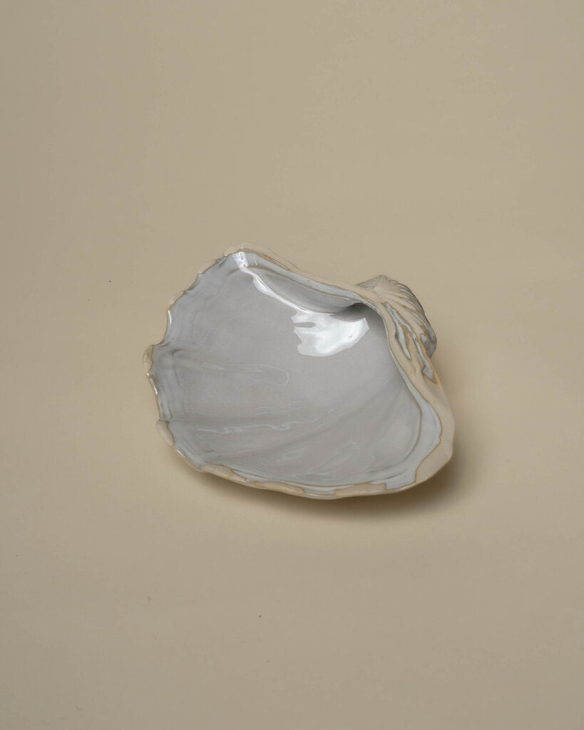 Stoneware Shell Shaped Dish